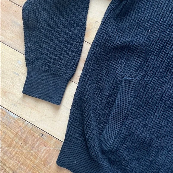 Denver Hayes Black Full-Zip Knit Sweater - Picture 3 of 11